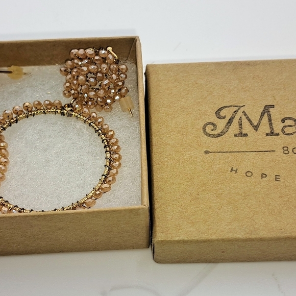 Marcel Women's Earrings Round Sparkly Peach Gold tone Costume Jewelry Nwot - Picture 11 of 12